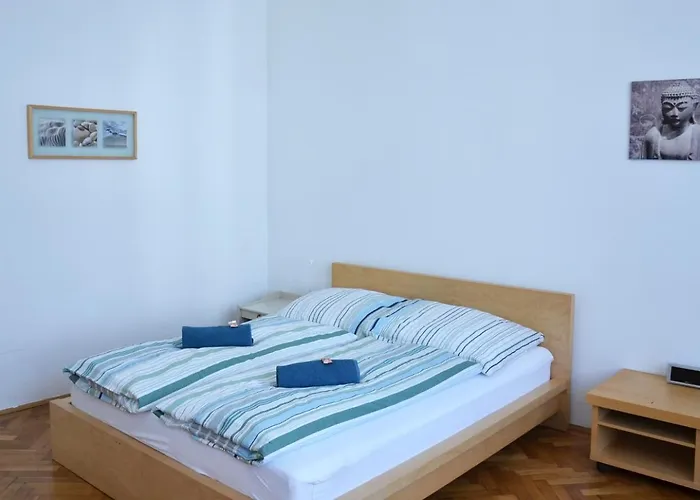 1090 Viena